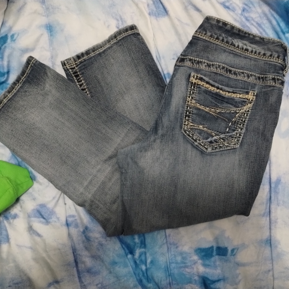 Maurices capris